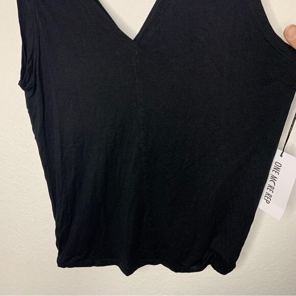 NWT Zyia Active Black Fancy V Athletic Athleisure Tank Top Size Small - Picture 5 of 11